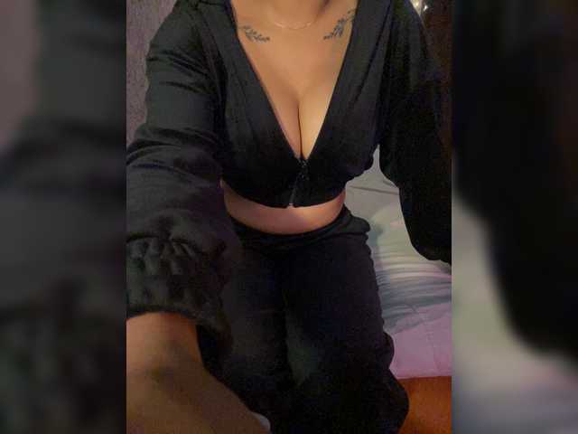 Lollypopp505 live cam on BongaCams