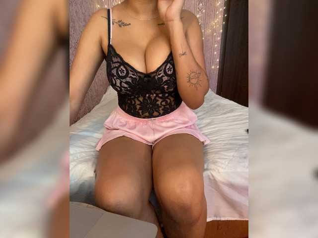 Lollypopp505 live cam on BongaCams