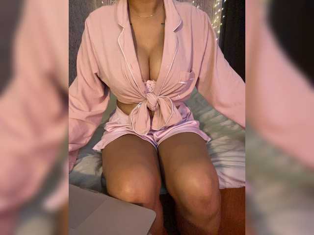 Lollypopp505 live cam on BongaCams