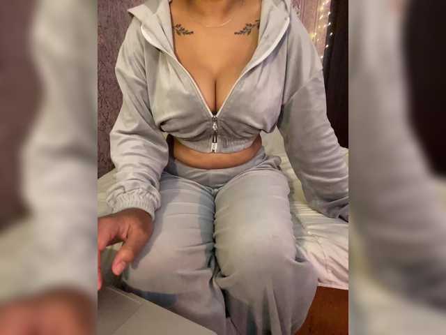 Lollypopp505 live cam on BongaCams