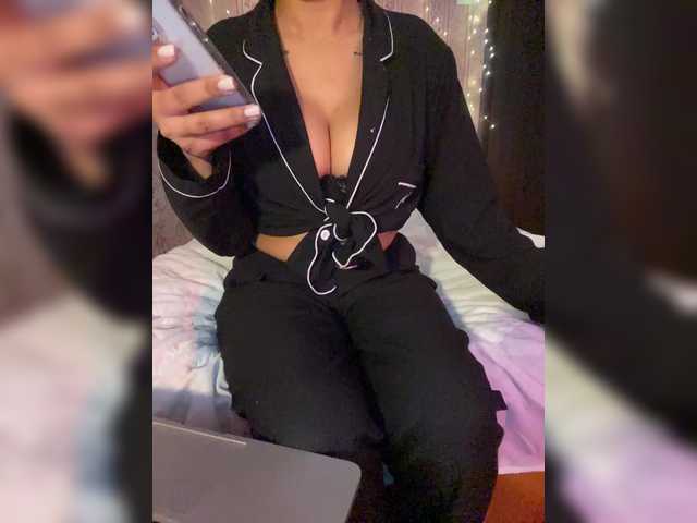 Lollypopp505's BongaCams show and profile