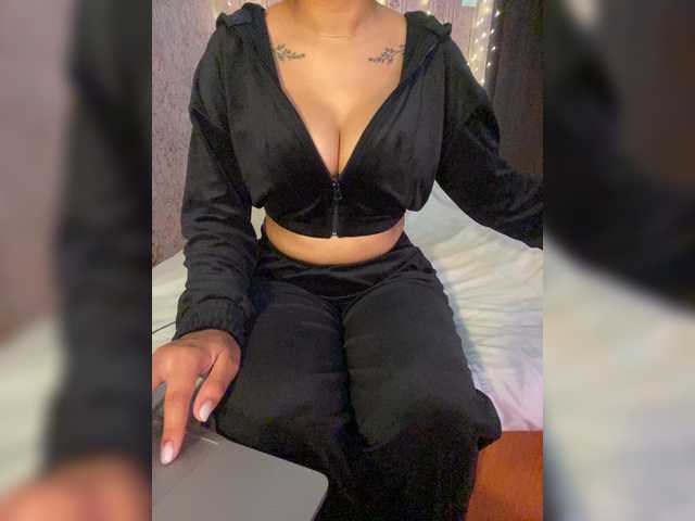 Lollypopp505 live cam on BongaCams