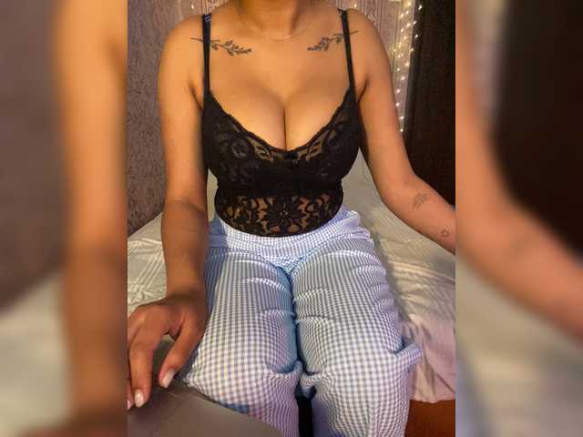 Lollypopp505 live cam on BongaCams