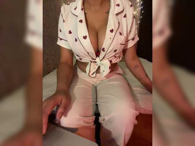 Lollypopp505 live cam on BongaCams