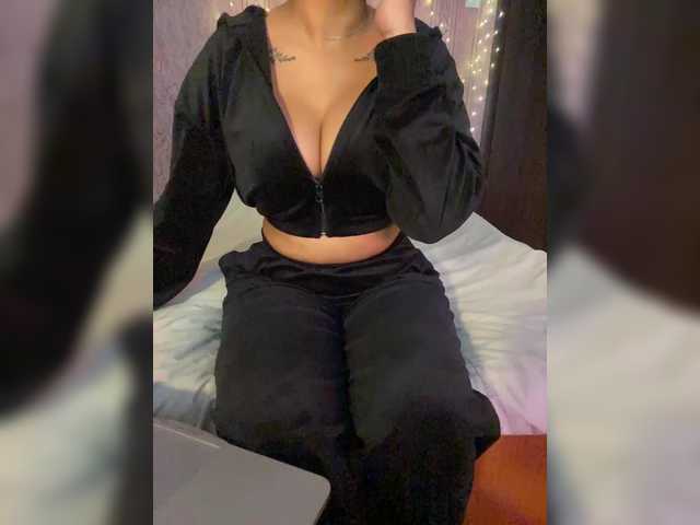 Lollypopp505 live cam on BongaCams