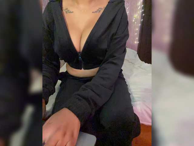 Lollypopp505 live cam on BongaCams