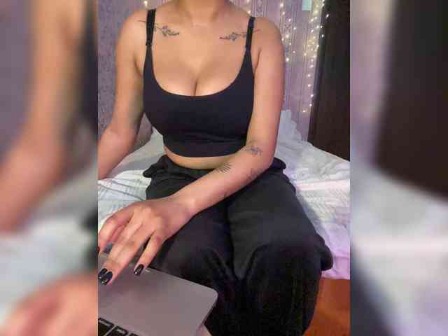 Lollypopp505 webcam