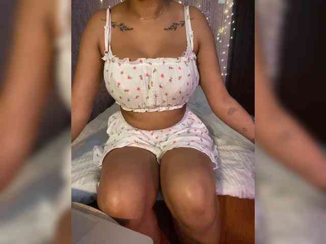 Lollypopp505 Live Webcam on BongaCams