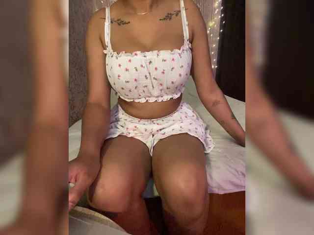 Lollypopp505 webcam