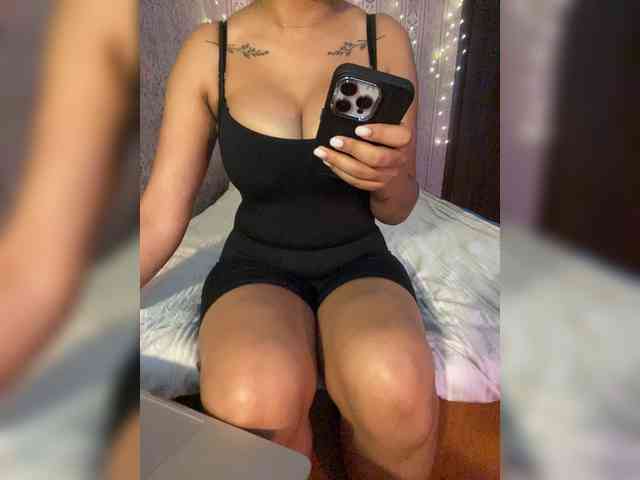 Lollypopp505 webcam