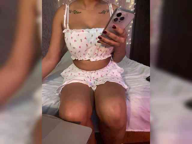 Lollypopp505 webcam