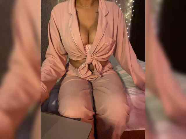 Lollypopp505 webcam
