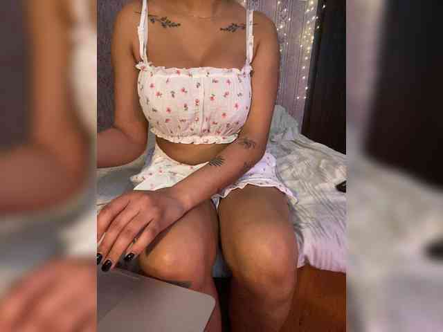 Lollypopp505 webcam