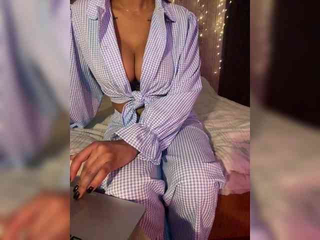 Lollypopp505 webcam