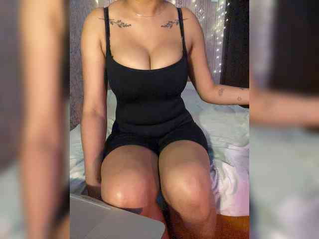 Lollypopp505 webcam