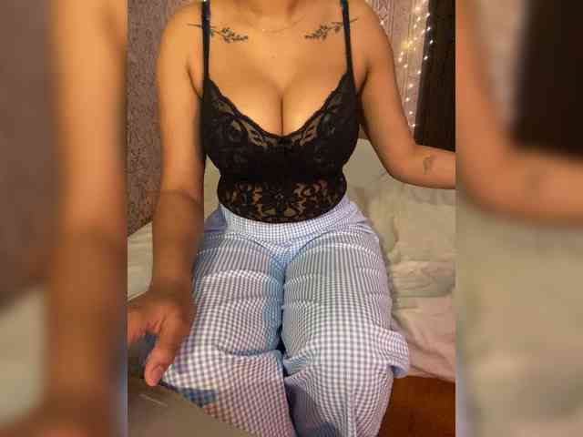 Lollypopp505 webcam