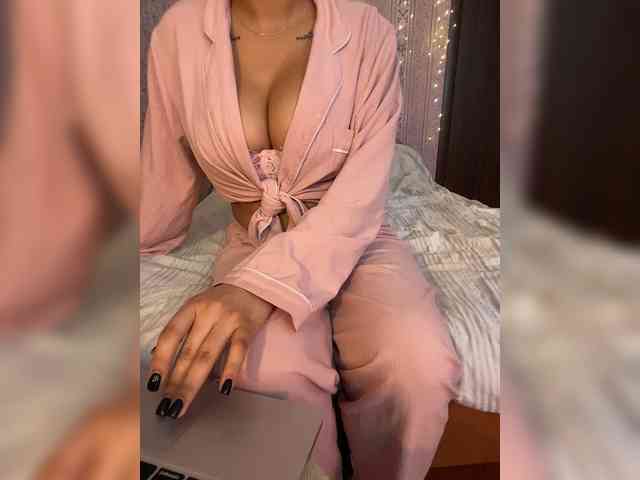 Lollypopp505 webcam