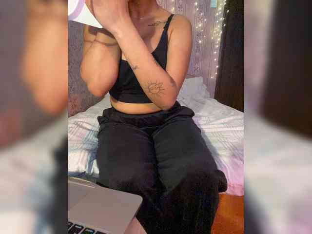 Lollypopp505 webcam