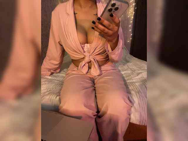 Lollypopp505 webcam