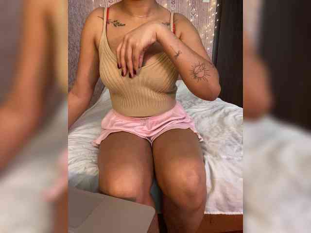Lollypopp505 webcam