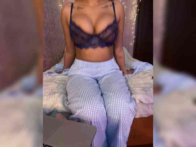 Lollypopp505 webcam