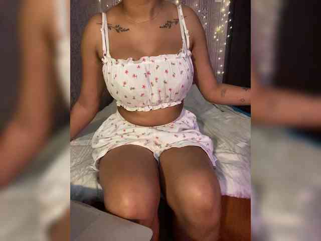 Lollypopp505 Live Webcam on BongaCams