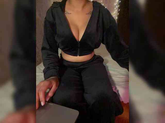 Lollypopp505 webcam