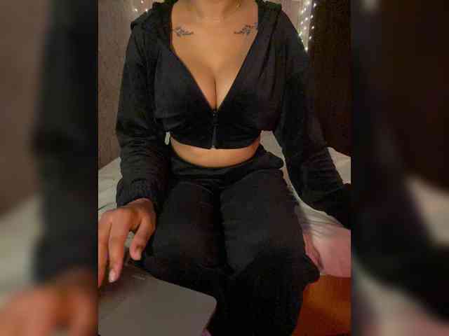 Lollypopp505 webcam
