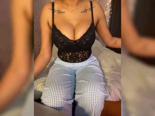 Lollypopp505 webcam