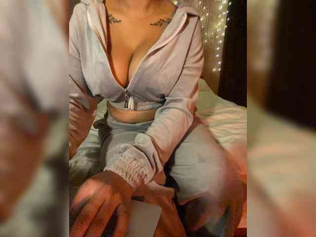 Lollypopp505 webcam
