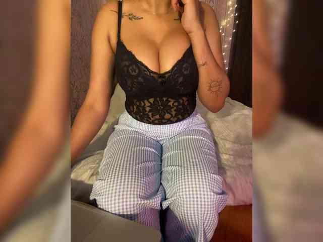 Lollypopp505 webcam