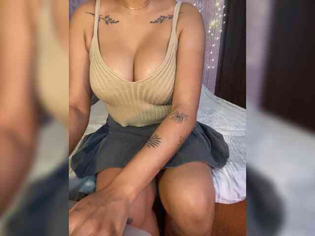 Lollypopp505 webcam