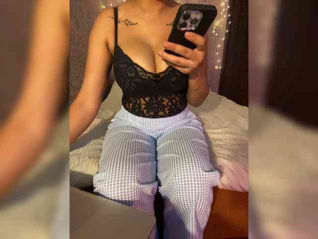 Lollypopp505 webcam