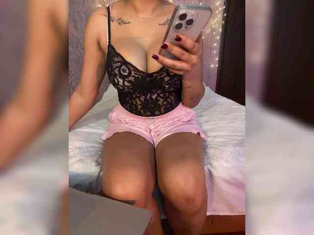 Lollypopp505 webcam