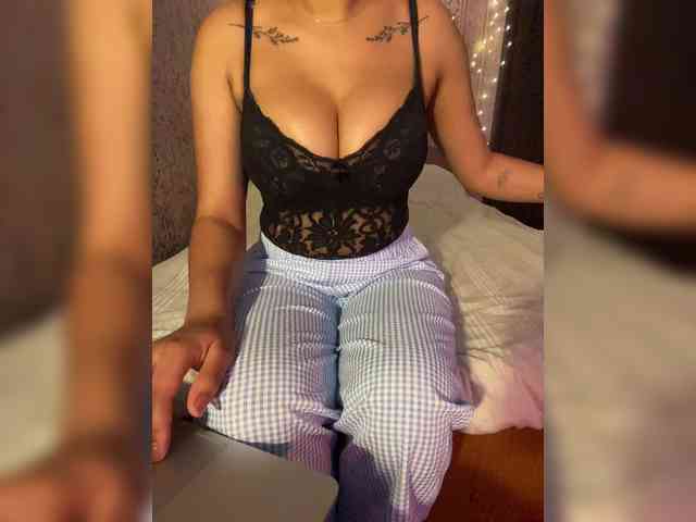 Lollypopp505 webcam