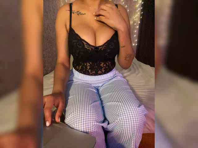 Lollypopp505 webcam