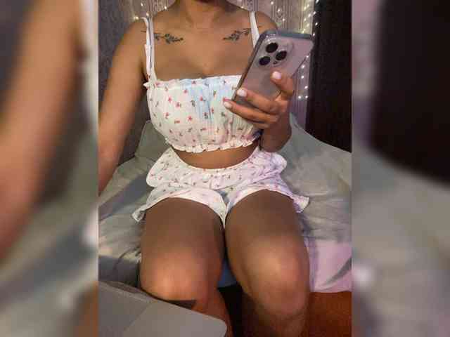 Lollypopp505 webcam