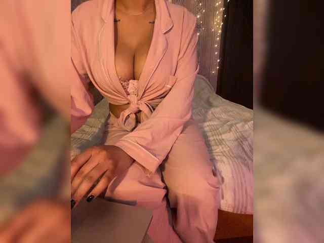Lollypopp505 webcam