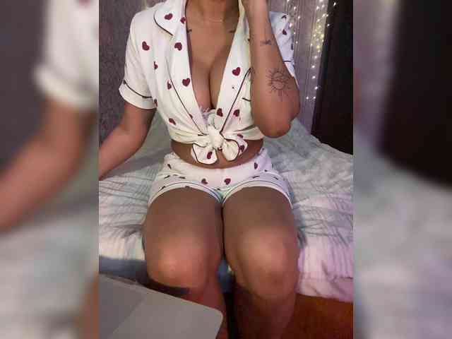 Lollypopp505 webcam