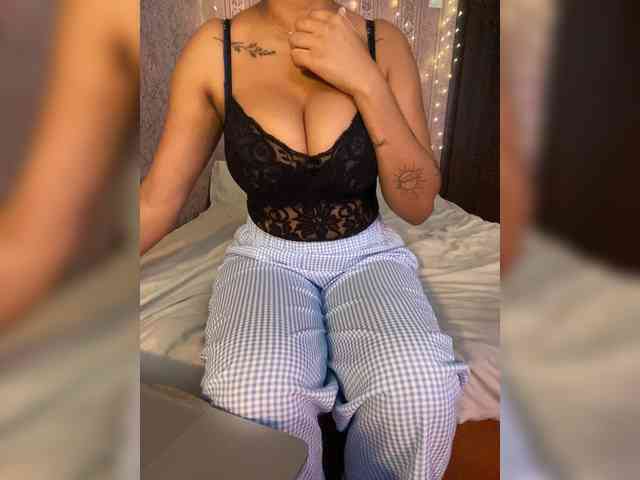 Lollypopp505 webcam