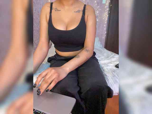 Lollypopp505 webcam