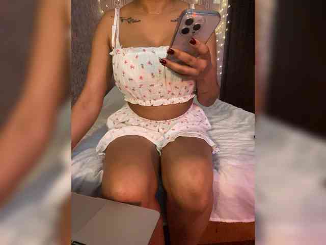 Lollypopp505 webcam