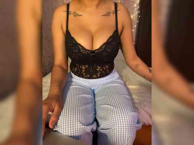Lollypopp505 webcam