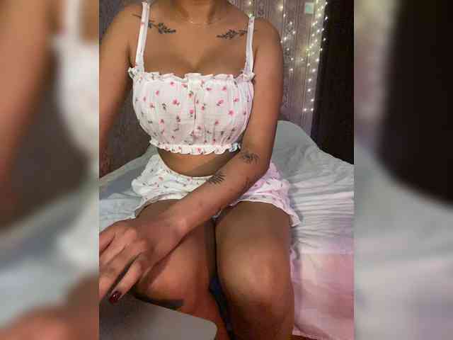 Lollypopp505 webcam