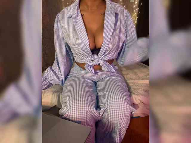 Lollypopp505 webcam