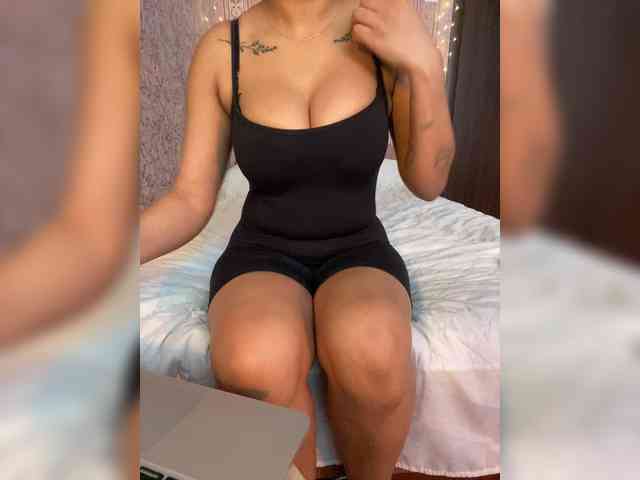 Lollypopp505 webcam