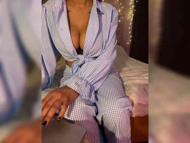 Lollypopp505 webcam