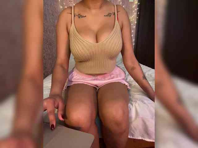 Lollypopp505 webcam