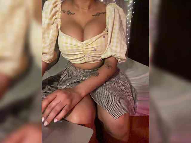 Lollypopp505 webcam
