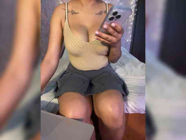 Lollypopp505 webcam